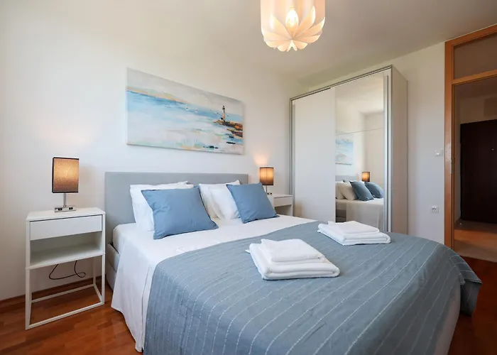 My Place 아파트 자다르